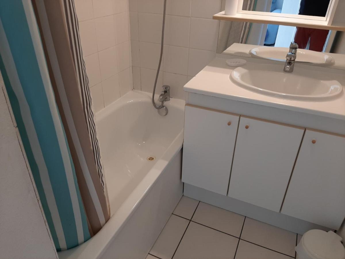 Appartement A Ciboure Avec Terrasse, Piscine Chauffee Et Parking - Ideal Golf Et Plage - Fr-1-239-551 エクステリア 写真