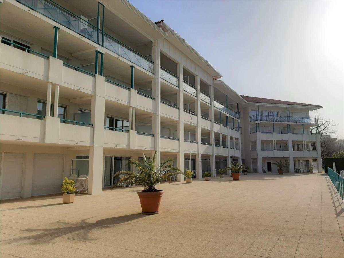 Appartement A Ciboure Avec Terrasse, Piscine Chauffee Et Parking - Ideal Golf Et Plage - Fr-1-239-551 エクステリア 写真